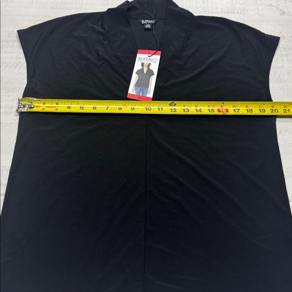 Buffalo david bitton Elevated Knit V Neck Blouse with Cap Sleeve NWT - Picture 5 of 9